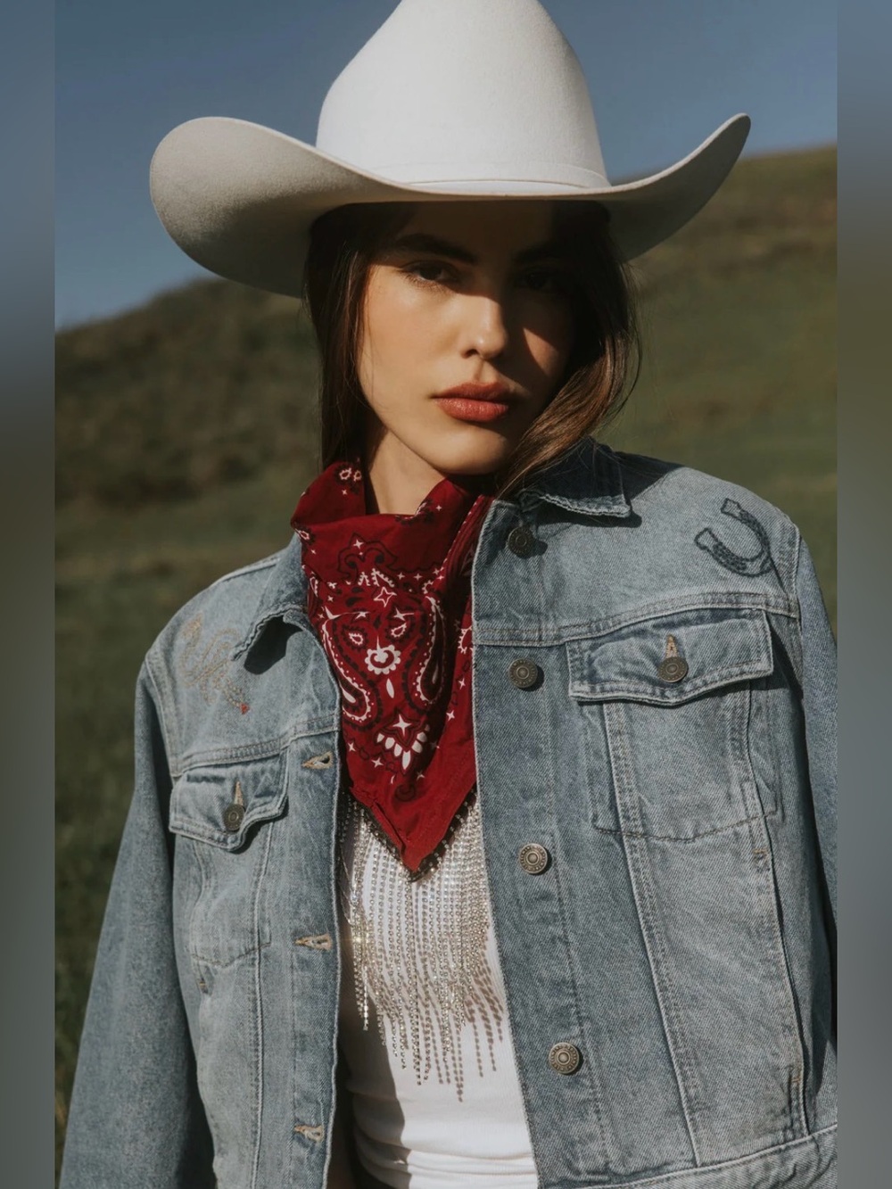 Idyllwind fueled by Miranda Lambert Abby Ann Rhinestone Fringe Red Bandana